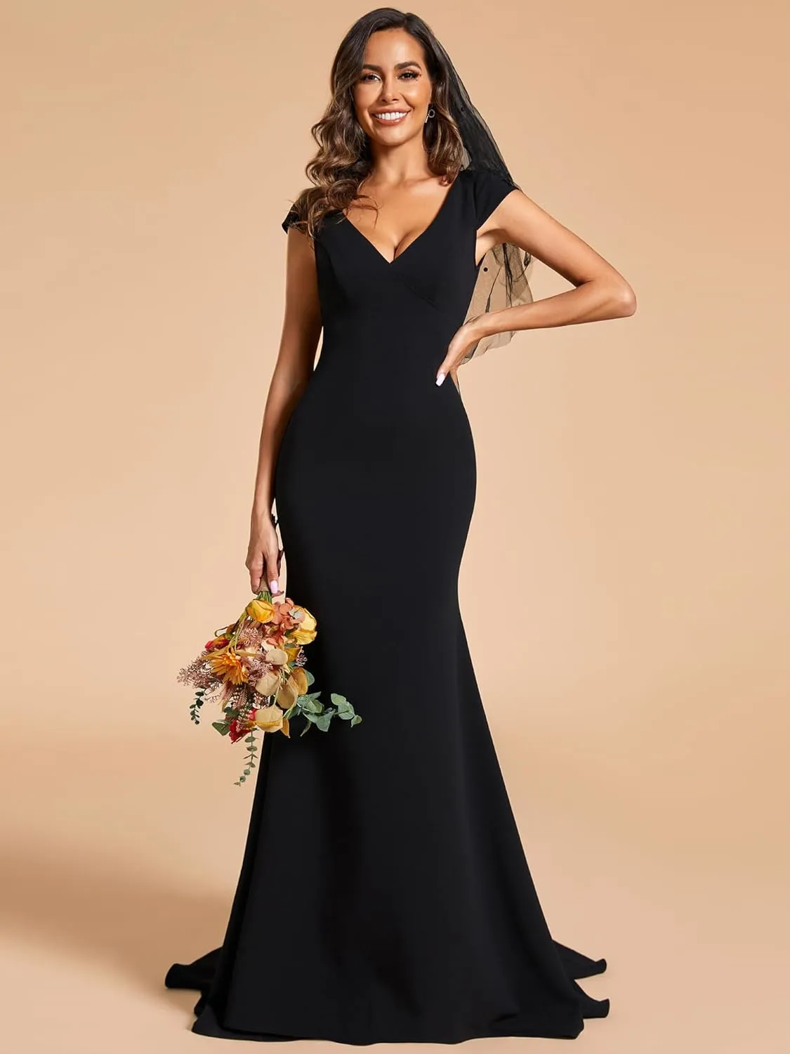 Ever-Pretty Women's Sleeveless V-Neck Open Back Lace Simple Mermaid Sweep Train Wedding Dress 0171A