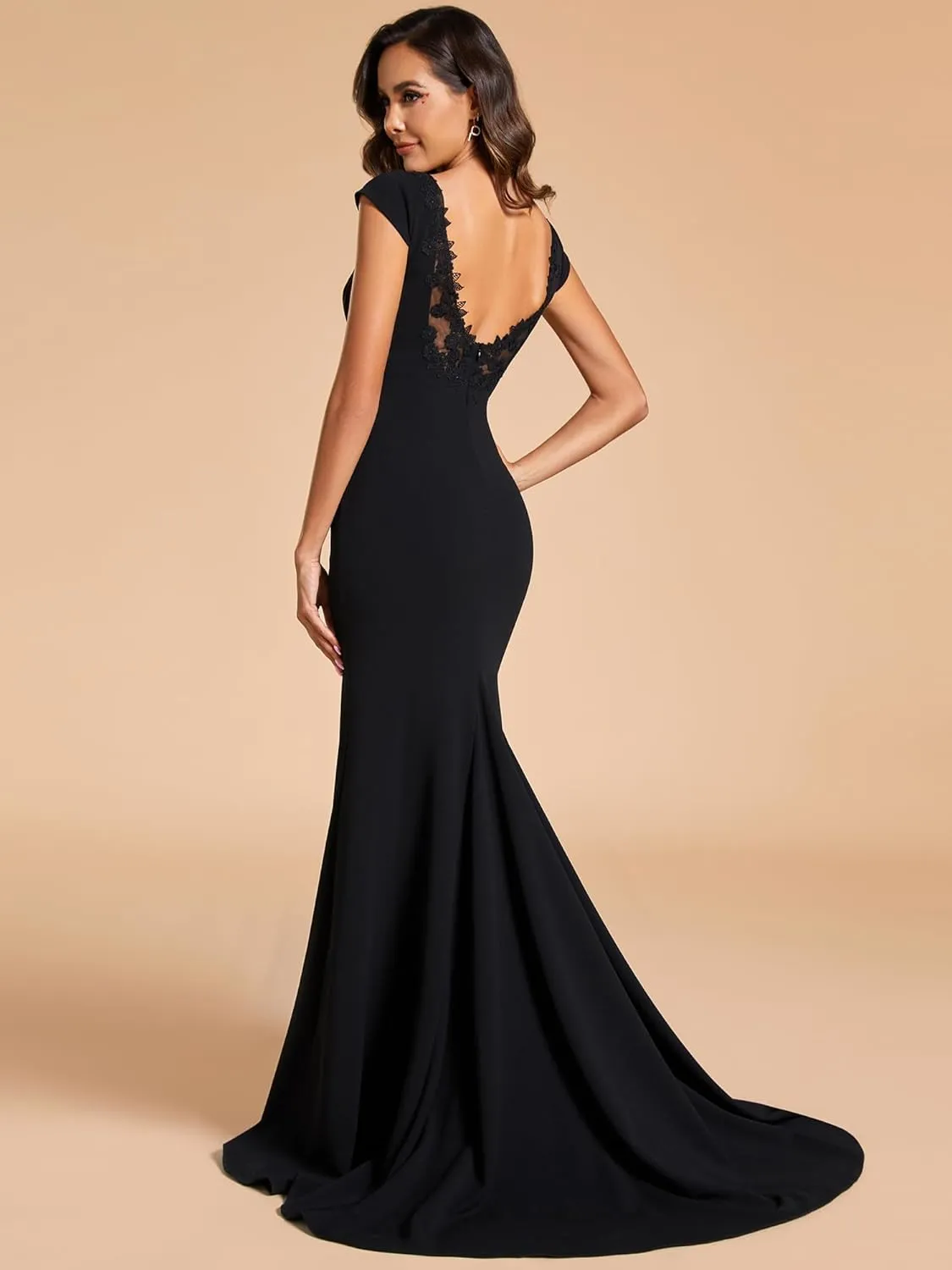 Ever-Pretty Women's Sleeveless V-Neck Open Back Lace Simple Mermaid Sweep Train Wedding Dress 0171A